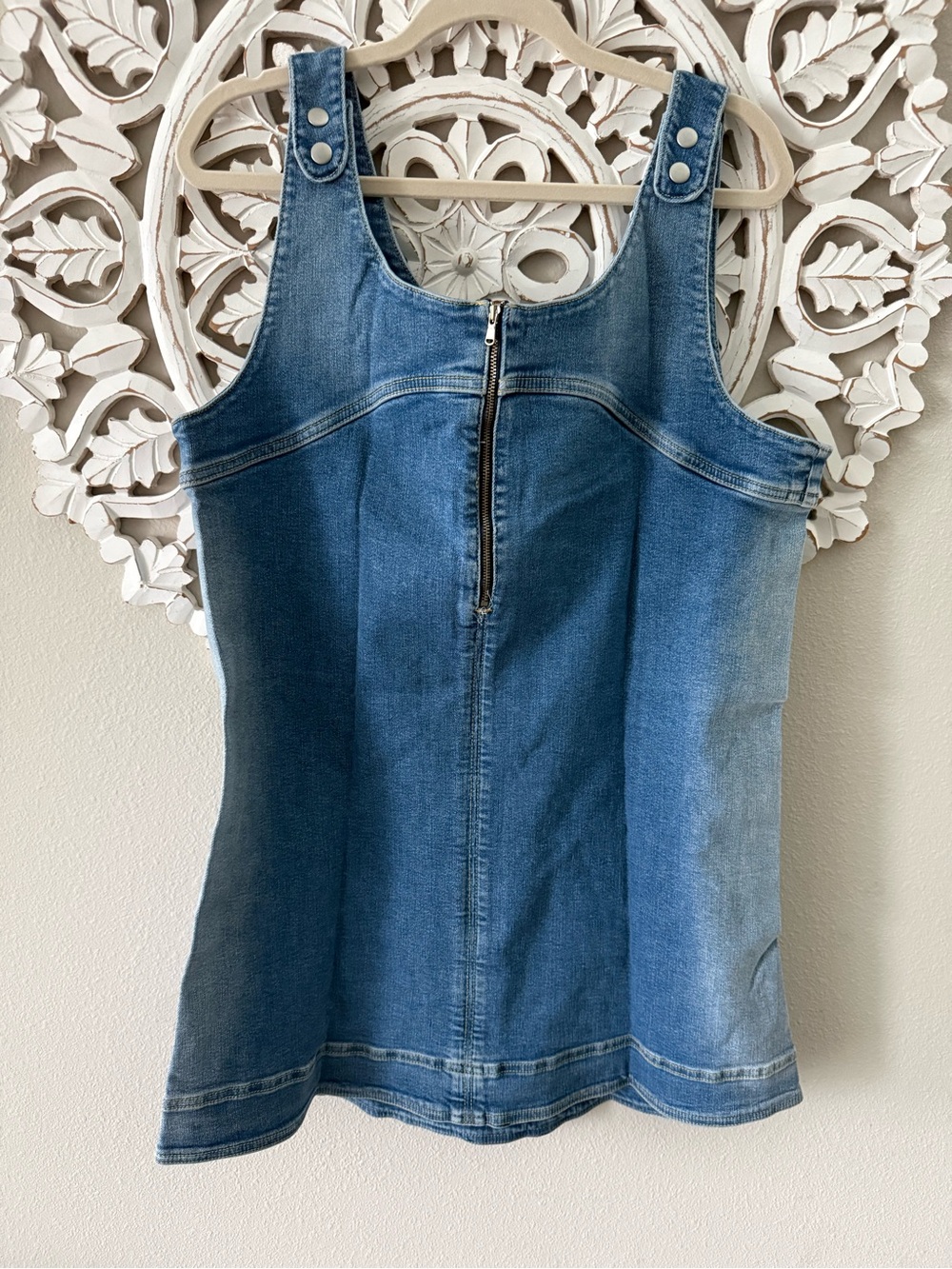 Pilcro by Anthropologie Two Toned Seamed Denim Sleeveless Dress NWT Large - Picture 5 of 6
